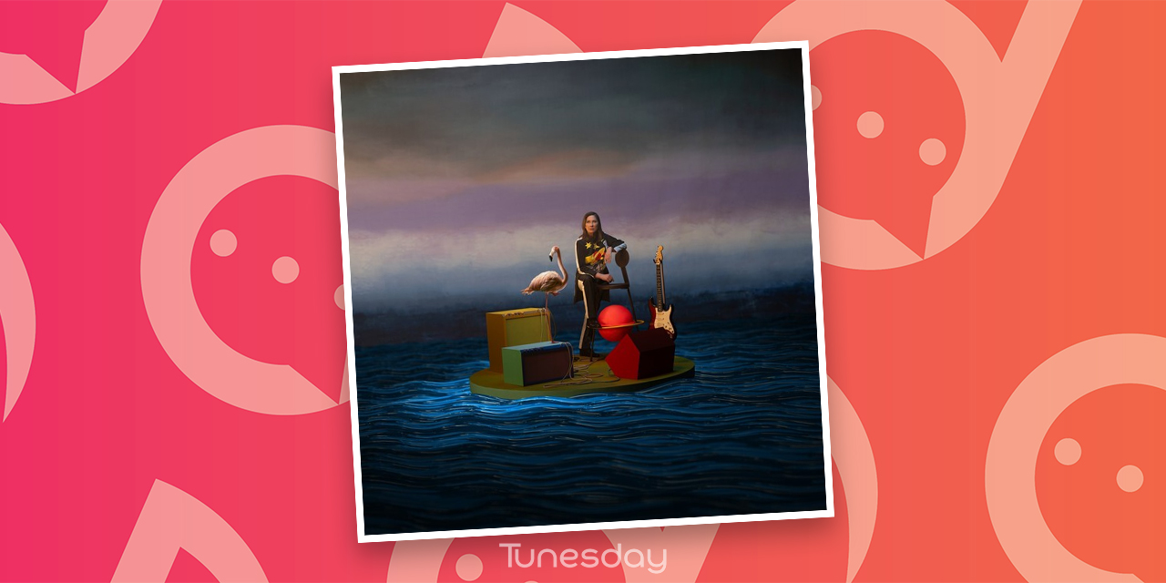 Kim Deal toont nieuwe kanten met “Nobody Loves You More”